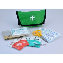 Trousse de secours ECO verte format compact produits inclus