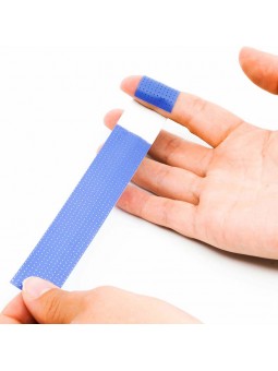 Pansement plastique bleu détectable doigts avec compresse 18x2cm