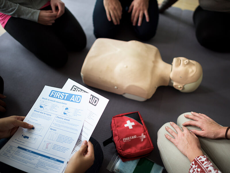 mannequin de formation pour premiers secours